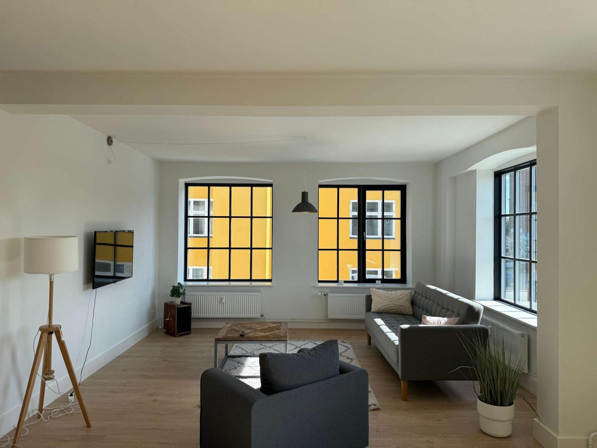 Stylish Serviced Leilighet
